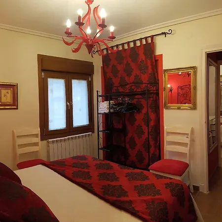 Legado De Zabala, Casa rural La Guardia