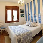 Legado De Zabala, Casa di campagna La Guardia